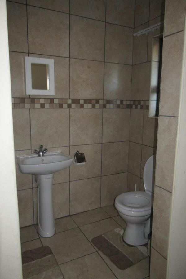 Pab-Love Guest House Kuruman Exterior photo