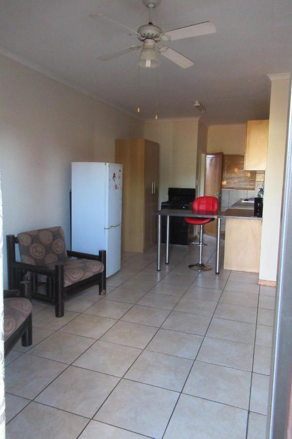 Pab-Love Guest House Kuruman Exterior photo