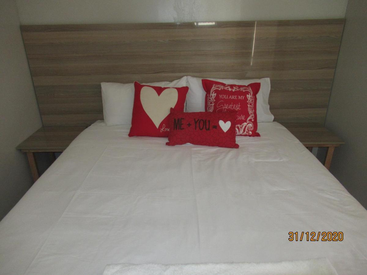 Pab-Love Guest House Kuruman Exterior photo
